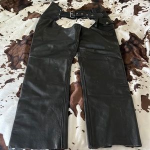 Black leather chaps L motorcycle gear laced back snap & zip leg closure 🏍️💨
